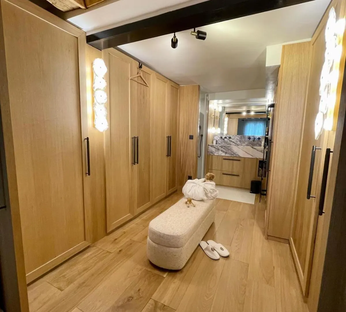 פריז Luxueux Appartement, Avec Terrasse Vue Champs-Elysees 0*,