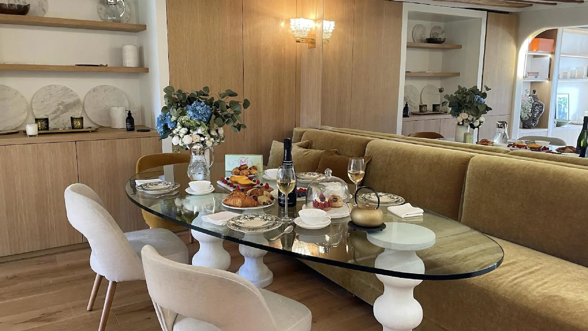 דירה פריז Luxueux Appartement, Avec Terrasse Vue Champs-Elysees